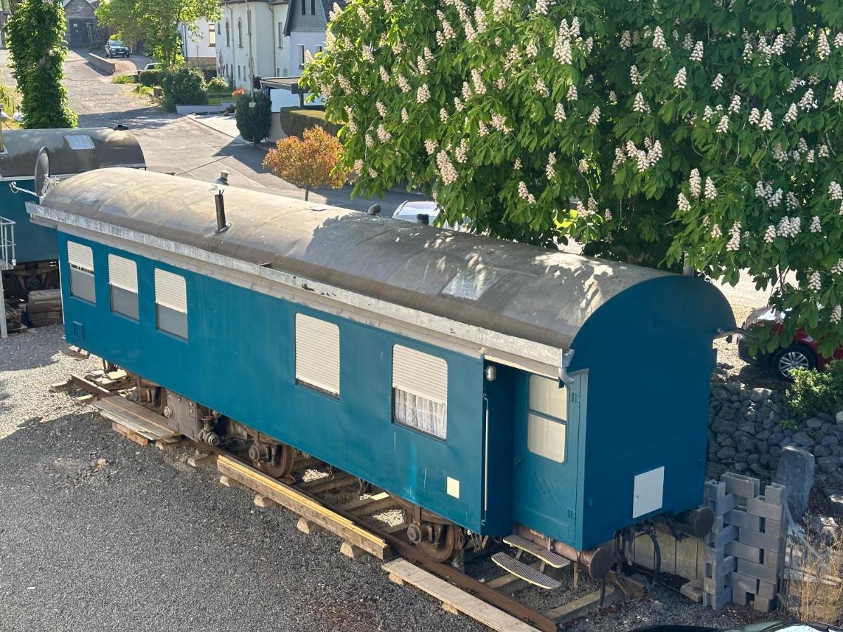 فيلا Gleis 1, Eisenbahn Waggon Mit Whirlpool Und Ofen Dahlem  المظهر الخارجي الصورة